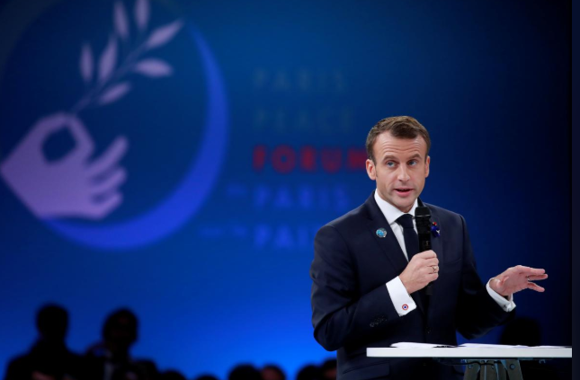 Emmanuel Macron plaide pour une levée progressive de toute forme d'anonymat en ligne Vers la fin de la liberté d'expression en France ?